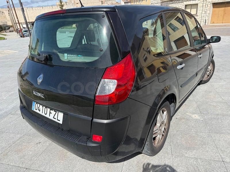 Usado Renault Grand Scénic II Business 130 CV (95 kW) 2008 Negro Monovolumen