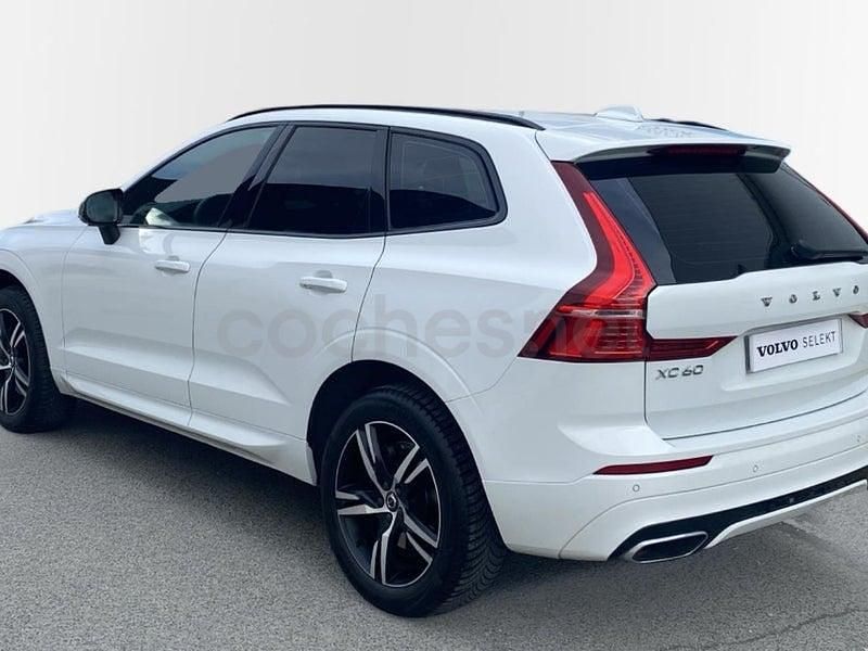 Usado Volvo XC60 R-Design 197 CV (144 kW) 2021 Blanco SUV