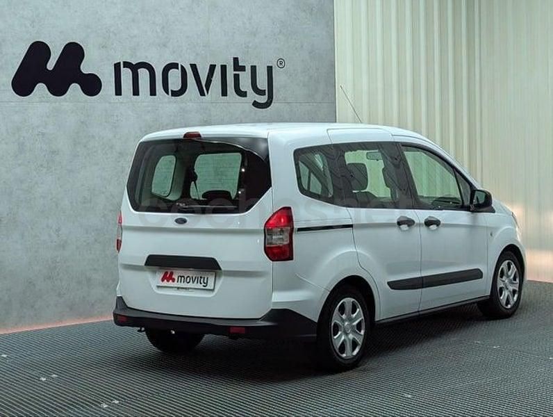 Usado Ford Tourneo Courier Ambiente 75 CV (55 kW) 2019 Blanco Monovolumen
