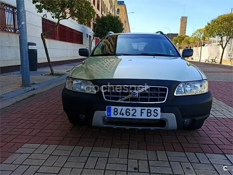 Usado Volvo XC70 Summum 185 CV (136 kW) 2007 Beige Familiar