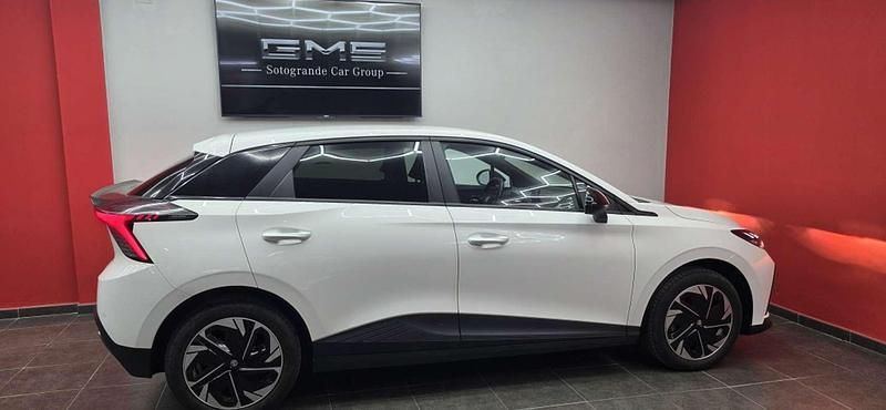 Usado MG MG4 EV Comfort 150 kW (204 CV) 2024 Blanco Utilitario