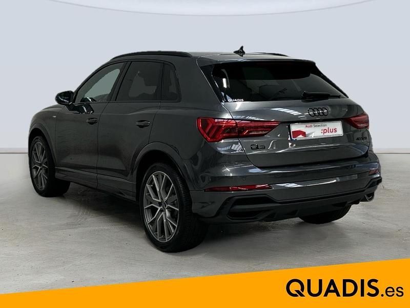 Usado Audi Q3 Exclusive 190 CV (139 kW) 2022 Gris SUV