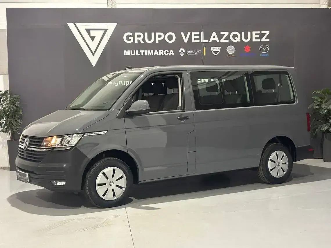 Usado VW Transporter 110 CV (80 kW) 2023 Gris Van
