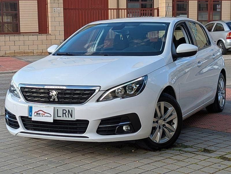 Blanco Usado 2021 Peugeot 308 Allure Utilitario | 14.950 € (Precio justo) - Imagen 1/4
