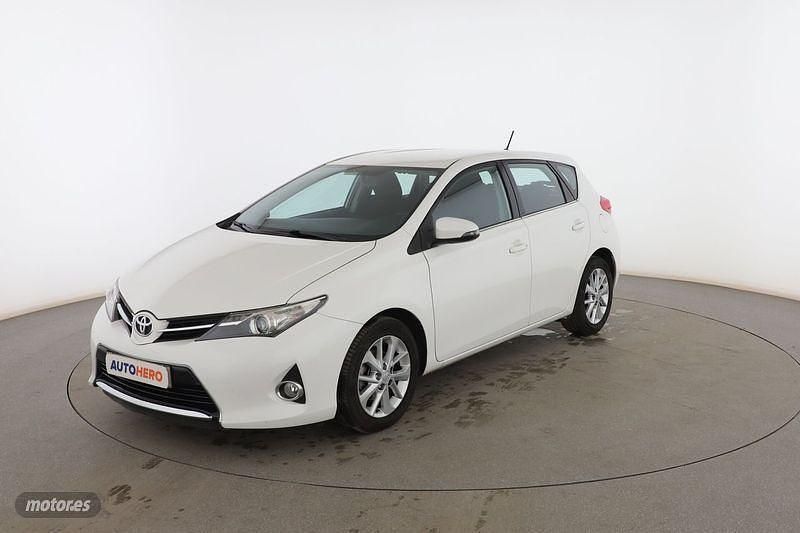 Blanco Usado 2014 Toyota Auris Active Berlina | 11.199 € (Buen precio) - Imagen 1/3