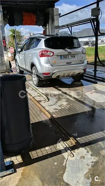Usado Ford Kuga Trend 140 CV (102 kW) 2011 Gris / plata SUV