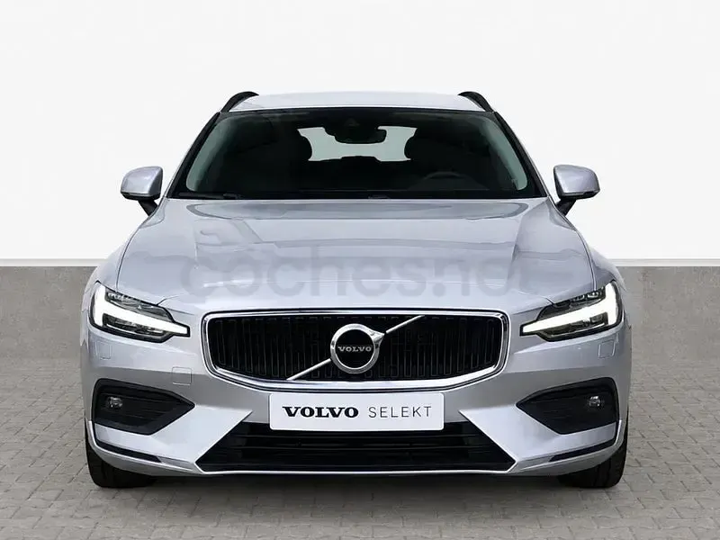 Usado Volvo V60 Momentum 150 CV (110 kW) 2019 Gris / plata Familiar
