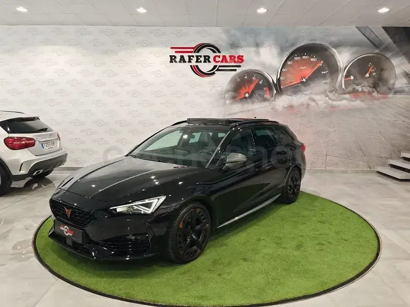 Usado Cupra Leon 310 CV (228 kW) 2022 Negro Familiar