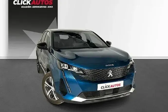 Usado Peugeot 3008 Allure 130 CV (95 kW) 2023 Gris SUV
