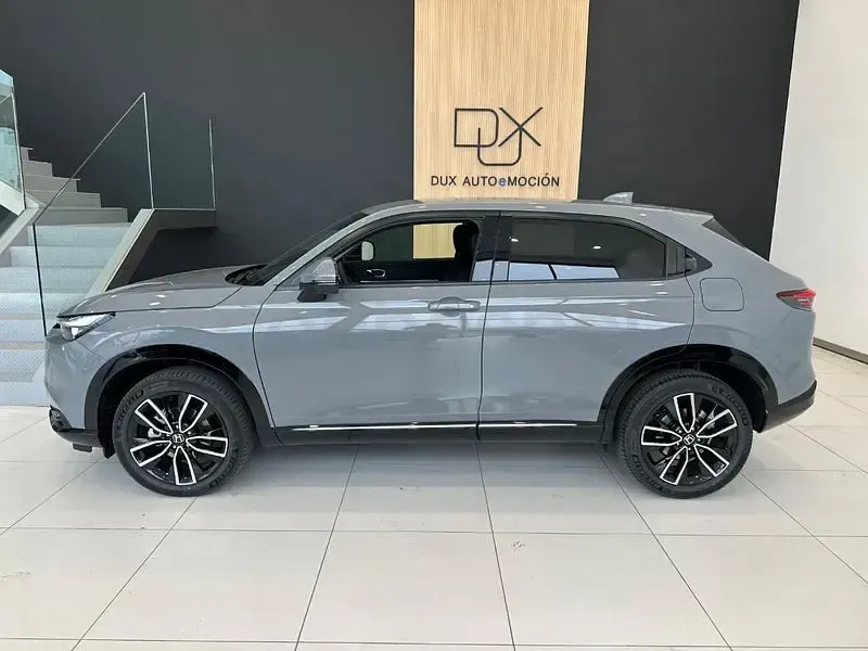 Usado Honda HR-V Advance 131 CV (96 kW) 2025 Gris / plata SUV