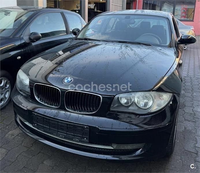 Usado BMW 116 115 CV (84 kW) 2008 Negro Utilitario