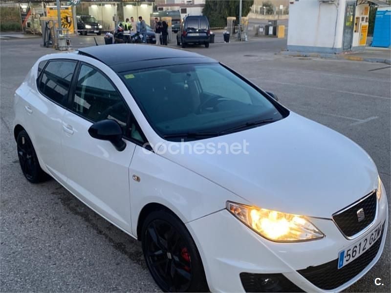 Usado Seat Ibiza FR 143 CV (105 kW) 2010 Blanco Berlina