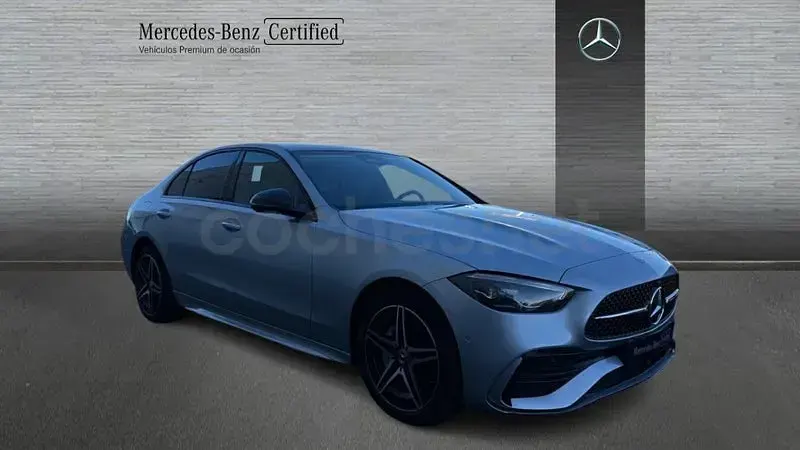 Usado Mercedes C300e 313 CV (230 kW) 2025 Gris / plata Berlina