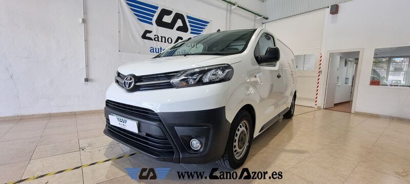 Usado Toyota Proace 120 CV (88 kW) 2021 Blanco Monovolumen