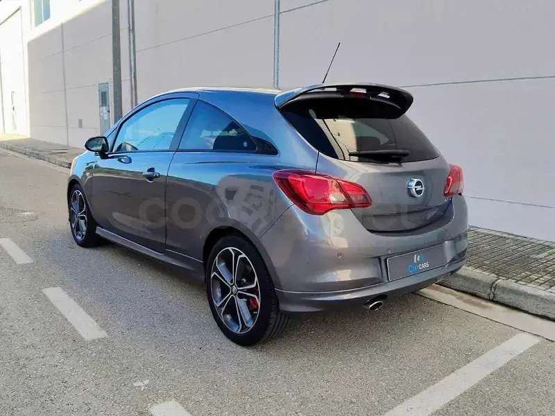Usado Opel Corsa 150 CV (110 kW) 2019 Gris / plata Utilitario