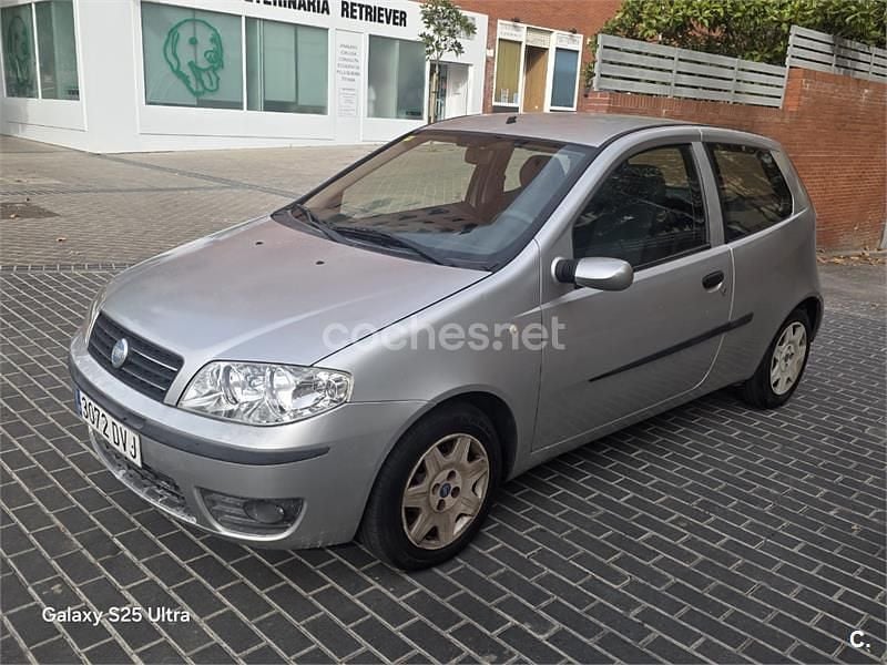Gris / plata Usado 2006 Fiat Punto Active Utilitario | 2500 € (Super precio) - Imagen 1/4