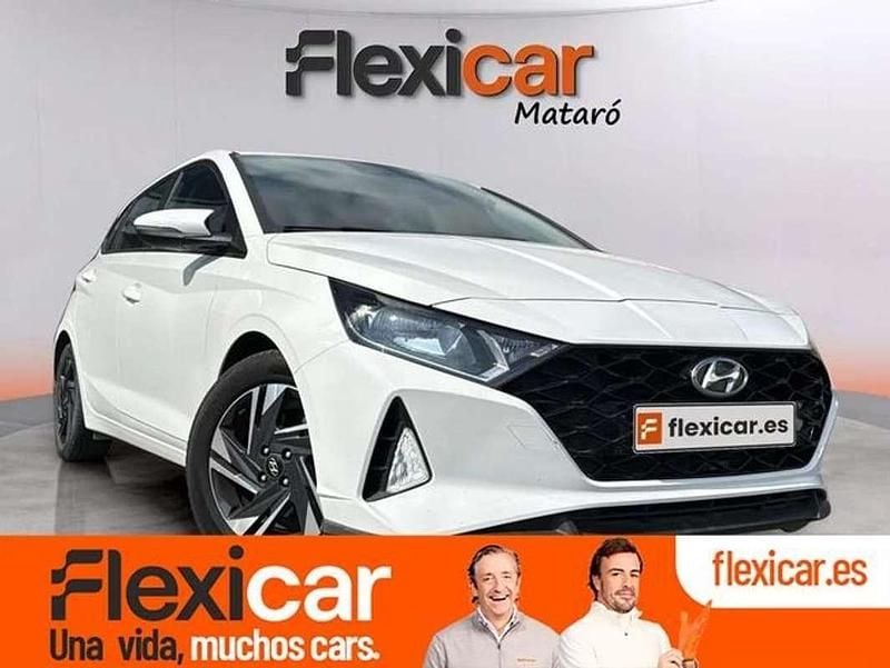 Blanco Usado 2023 Hyundai i20 Utilitario | 15.790 € (Precio justo) - Imagen 1/4