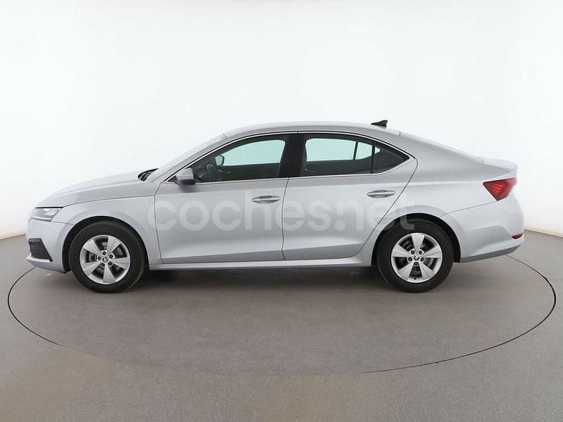 Usado Skoda Octavia Ambition 150 CV (110 kW) 2022 Gris Berlina