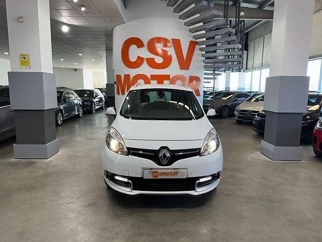 Usado Renault Scénic III Expression 115 CV (84 kW) 2014 Blanco