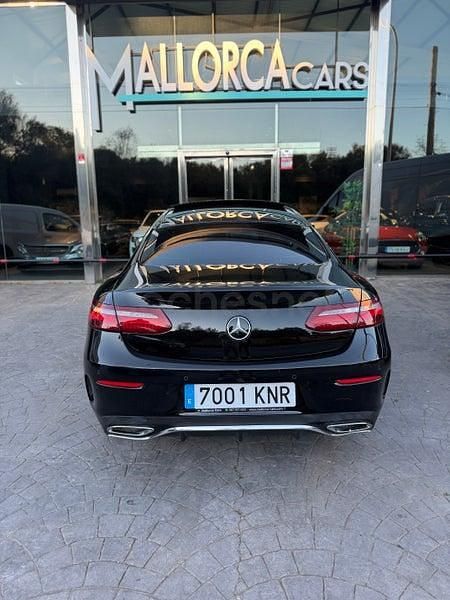 Usado Mercedes E220 194 CV (142 kW) 2017 Negro Coupe
