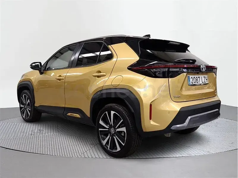 Usado Toyota Yaris Cross Edition 116 CV (85 kW) 2022 Negro SUV
