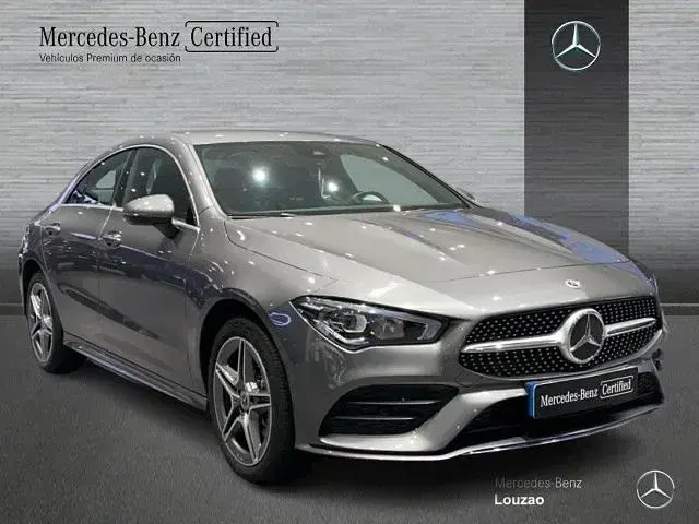 Usado Mercedes CLA250e 218 CV (160 kW) 2023 Gris montaña Berlina