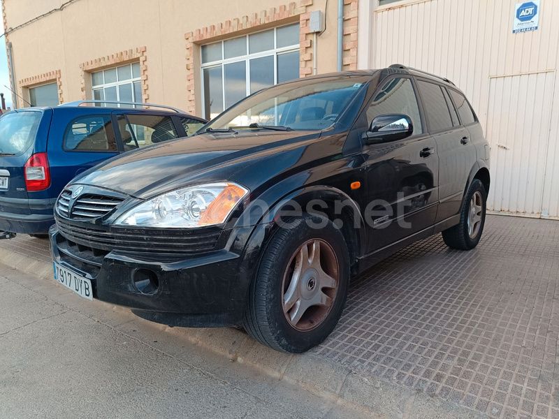 Negro Usado 2006 Ssangyong Kyron Limited SUV | 5490 € (Precio justo) - Imagen 1/4