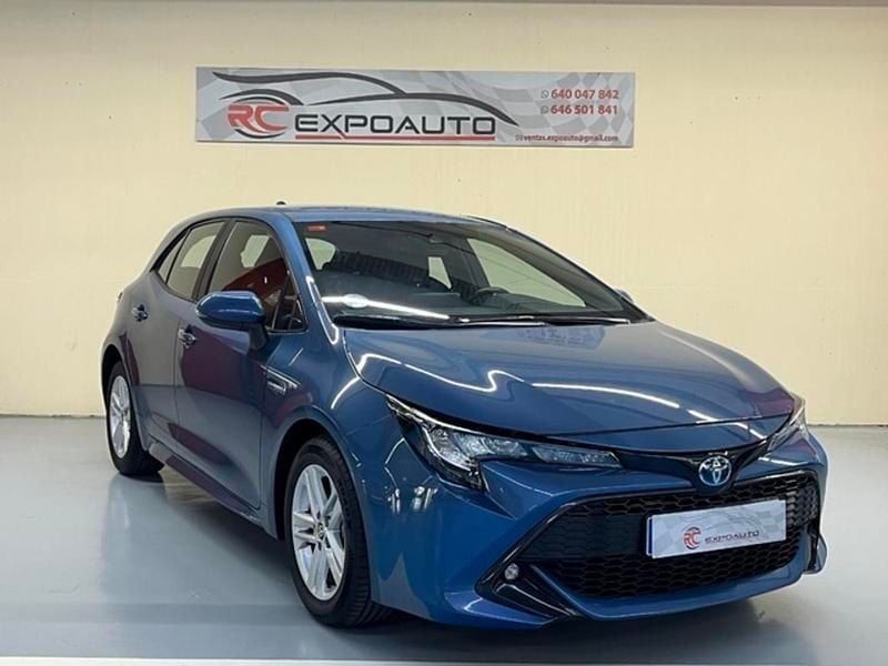 Usado Toyota Corolla Active 122 CV (89 kW) 2021 Azul Berlina