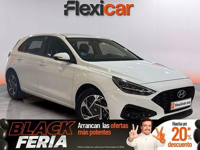 Blanco Usado 2024 Hyundai i30 Berlina | 17.990 € (Buen precio) - Imagen 1/4