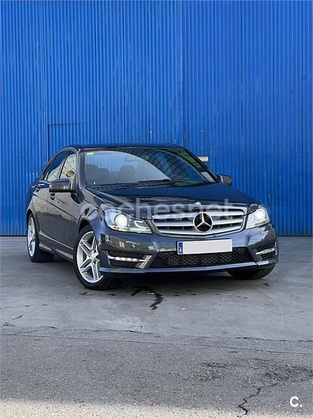 Usado Mercedes C220 Avantgarde 170 CV (125 kW) 2013 Gris / plata Berlina