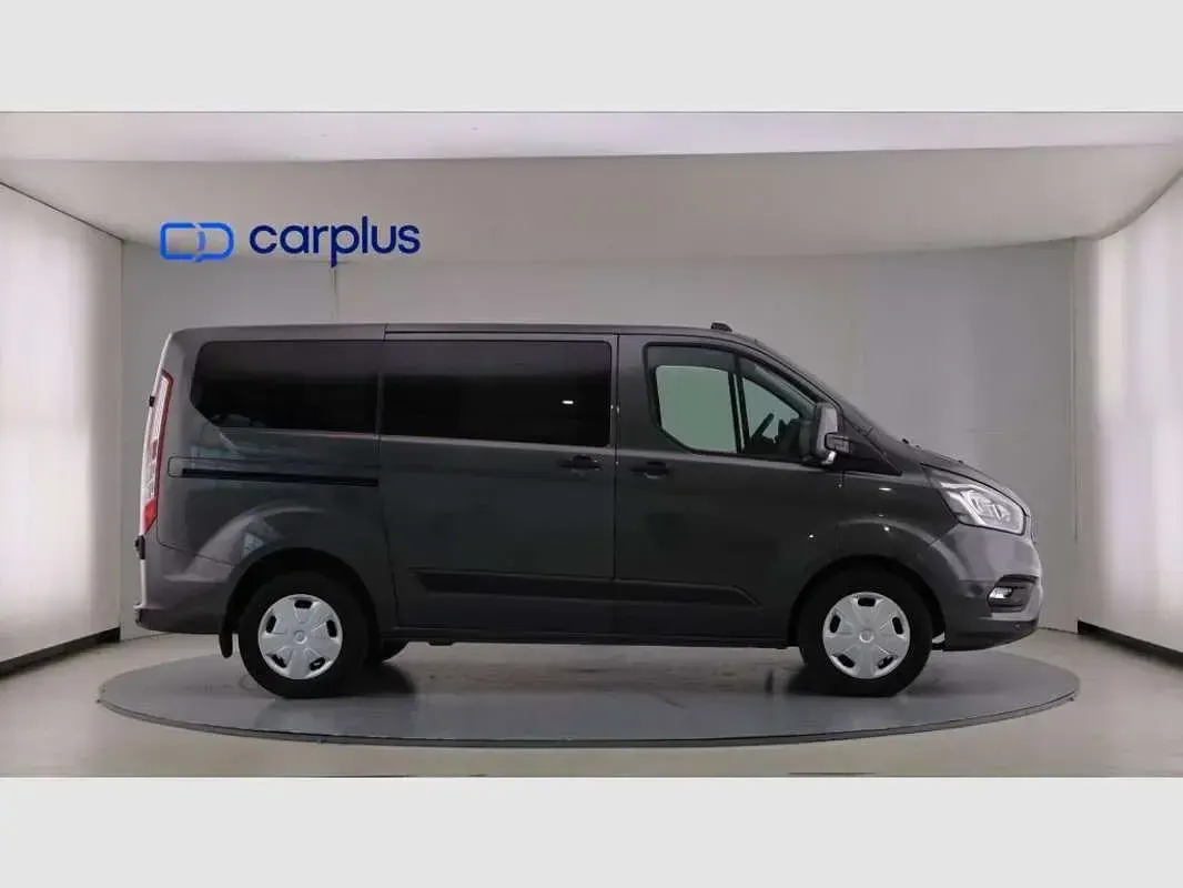 Usado Ford Transit Custom Trend 150 CV (110 kW) 2023 Gris Familiar