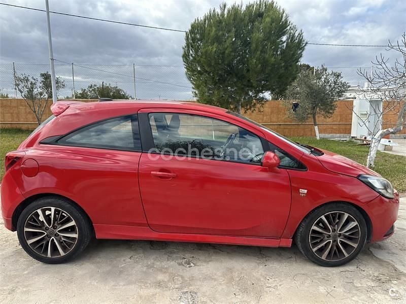 Usado Opel Corsa Selective 95 CV (69 kW) 2017 Rojo Berlina