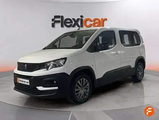 Usado Peugeot Rifter Active 100 CV (73 kW) 2022 Blanco Monovolumen