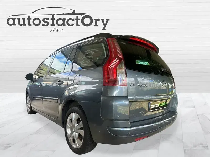 Usado Citroën C4 Picasso 110 CV (80 kW) 2007 Gris / plata Monovolumen