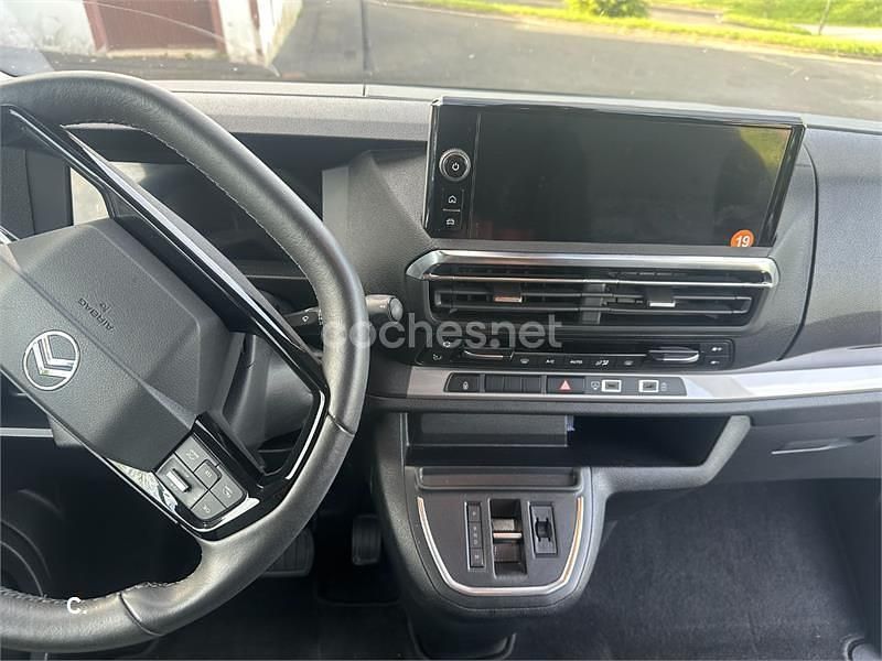 Usado Citroën Spacetourer Business Class 180 CV (132 kW) 2024 Gris / plata Monovolumen