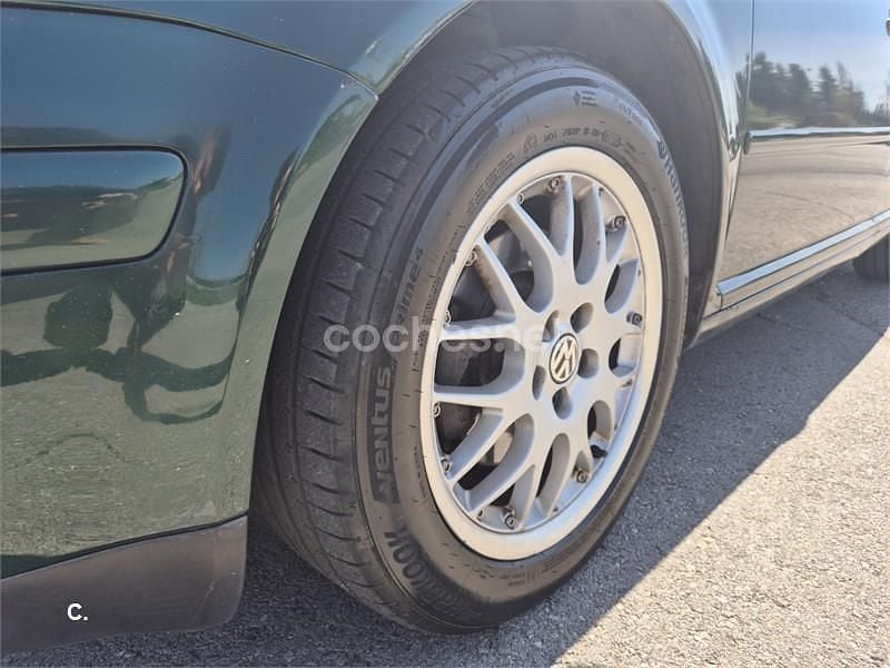 Usado VW Golf III GTI 125 CV (91 kW) 1999 Verde Berlina