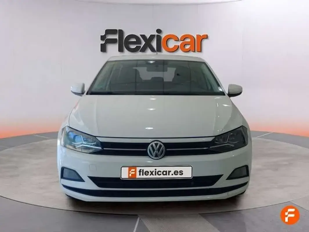 Usado VW Polo Advance 95 CV (69 kW) 2018 Blanco Utilitario