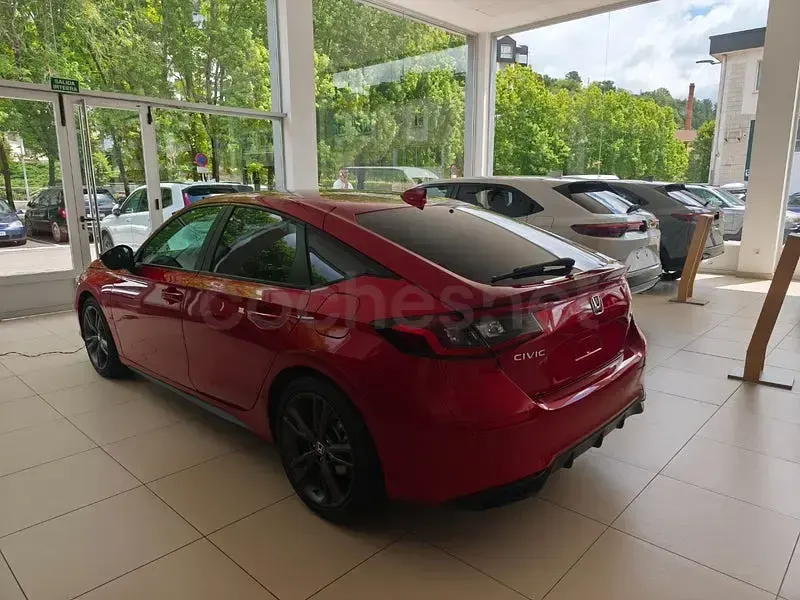Nuevo Honda Civic Sport 184 CV (135 kW) 2026 Rojo Berlina