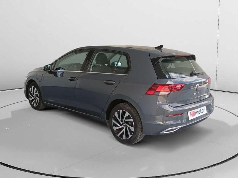 Usado VW Golf VIII 207 CV (152 kW) 2022 Gris Utilitario