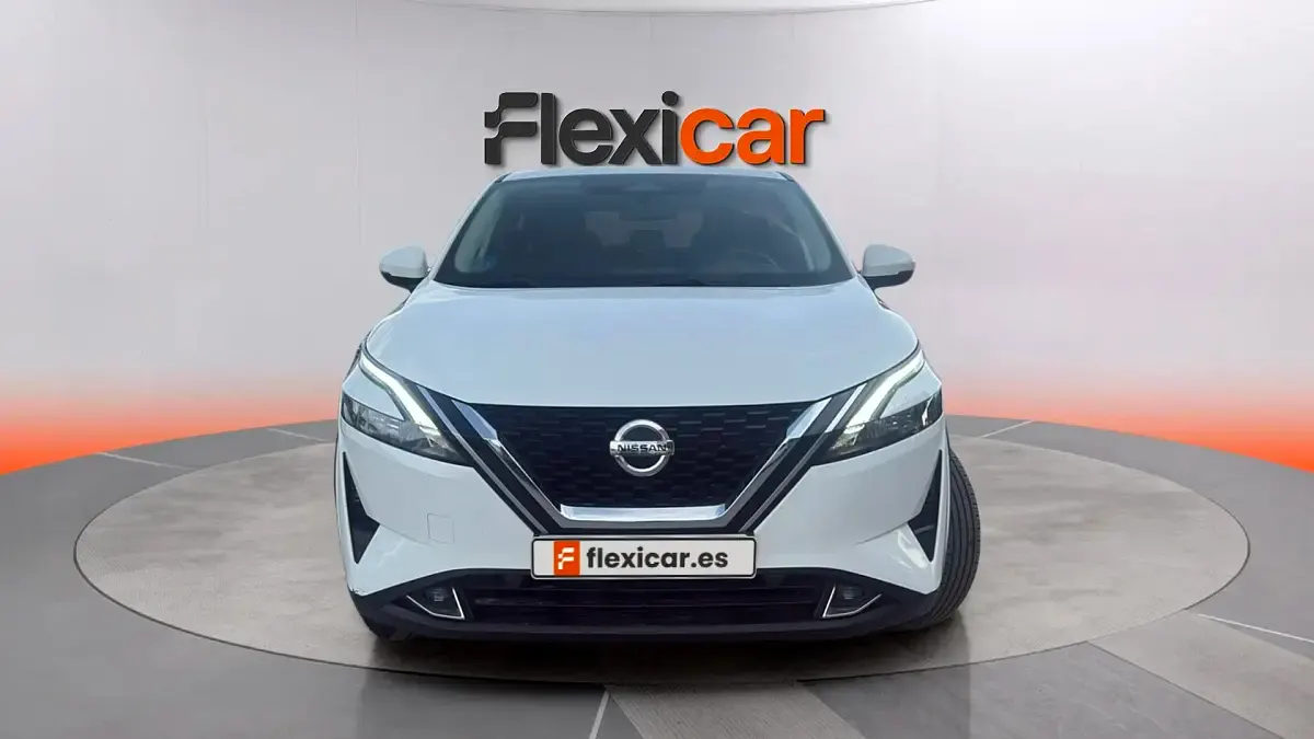 Usado Nissan Qashqai Acenta 140 CV (102 kW) 2022 Blanco SUV