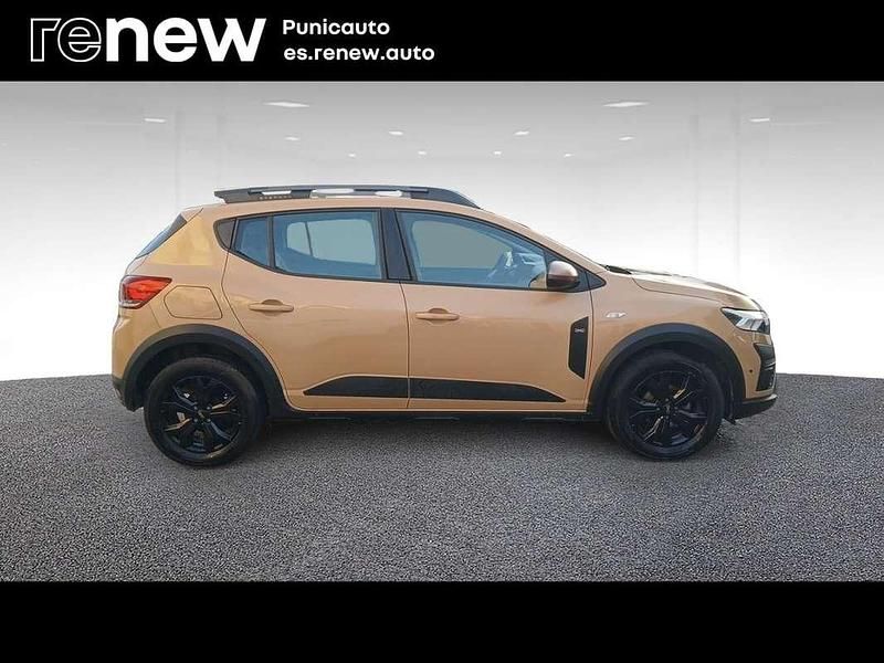 Usado Dacia Sandero Extreme 101 CV (74 kW) 2024 Gris Utilitario