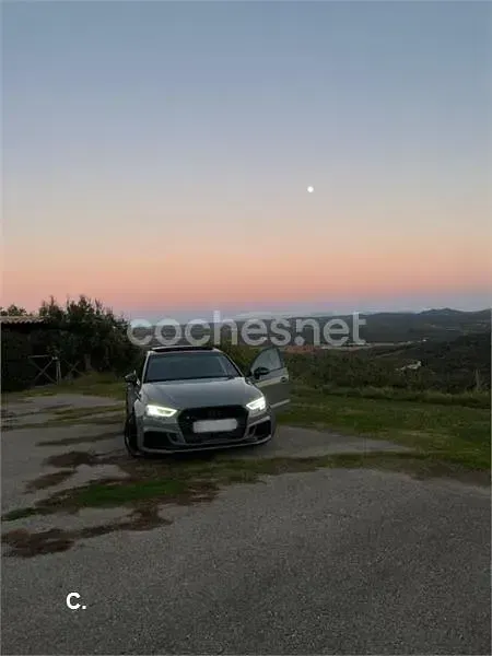 Usado Audi RS3 400 CV (294 kW) 2019 Gris / plata Berlina