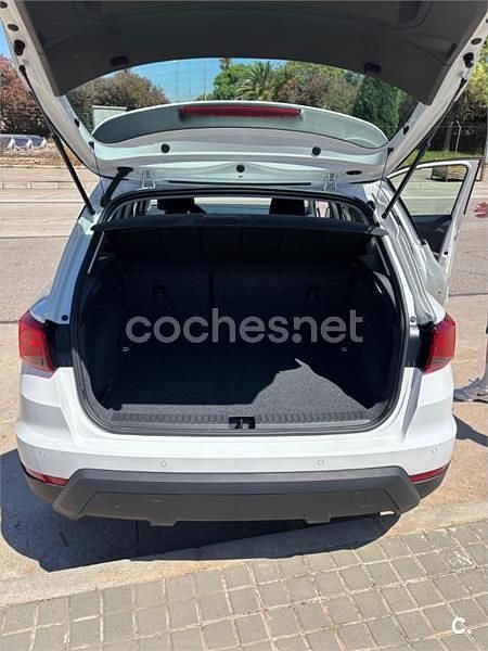 Usado Seat Arona Reference 90 CV (66 kW) 2019 Blanco SUV