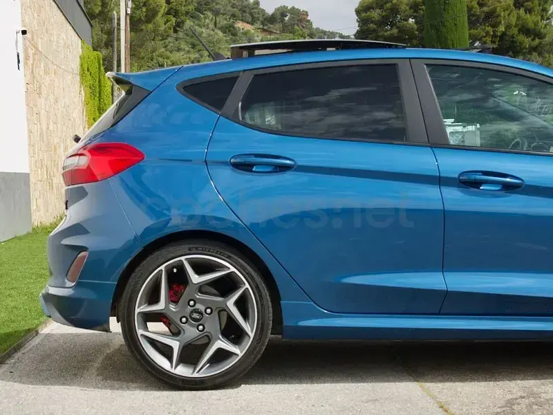 Usado Ford Fiesta ST 200 CV (147 kW) 2020 Azul Utilitario