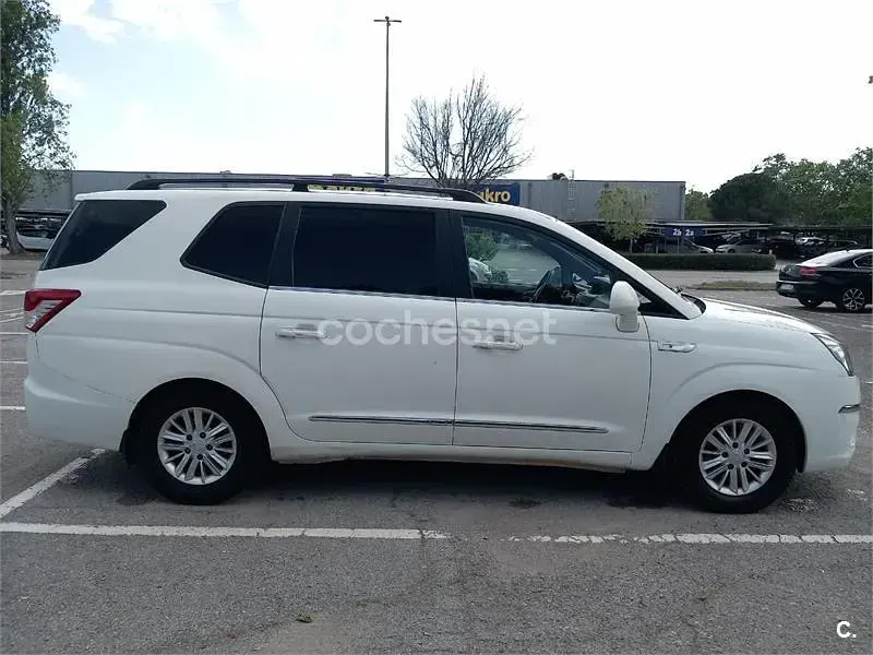 Usado SsangYong Rodius 178 CV (130 kW) 2018 Blanco Monovolumen