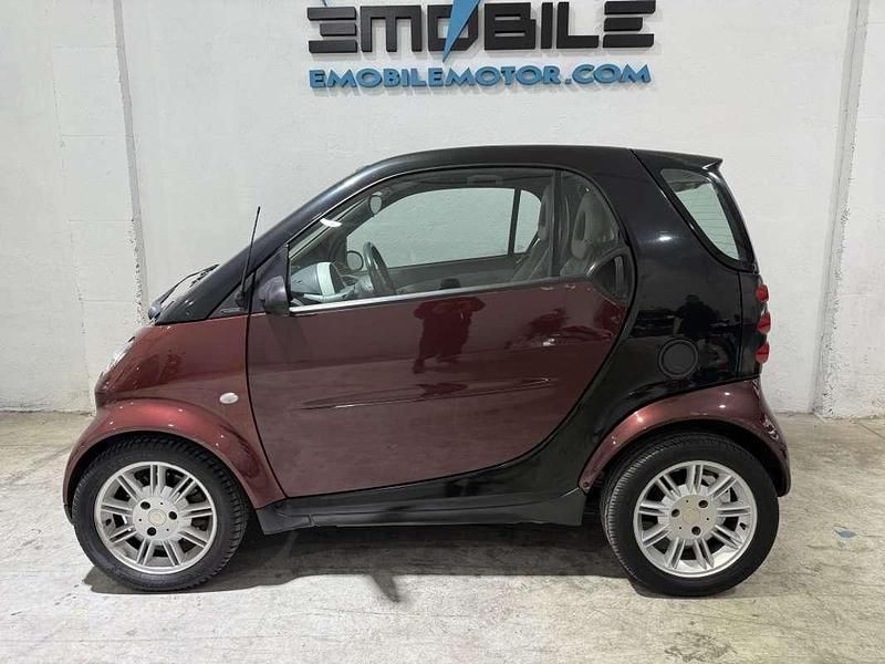 Usado Smart ForTwo Coupé Passion 61 CV (44 kW) 2005 Burdeos Coupe