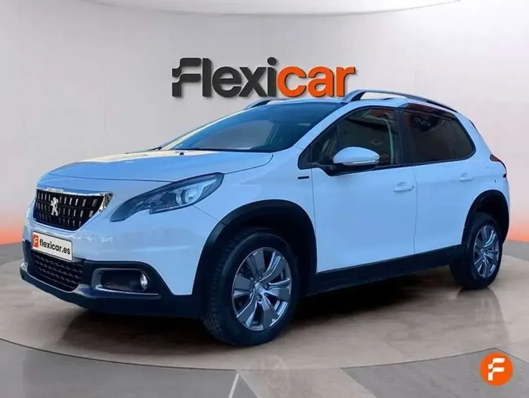 Usado Peugeot 2008 Allure 101 CV (74 kW) 2019 Blanco SUV