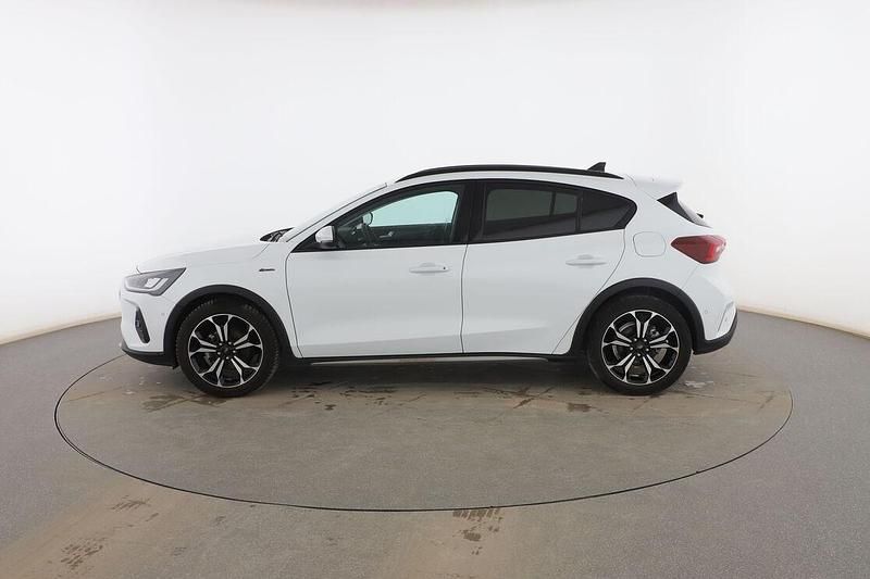Usado Ford Focus Active 155 CV (114 kW) 2023 Blanco Berlina