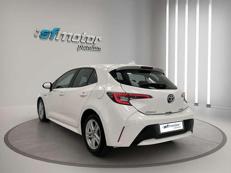 Usado Toyota Corolla Active 184 CV (135 kW) 2021 Blanco Utilitario