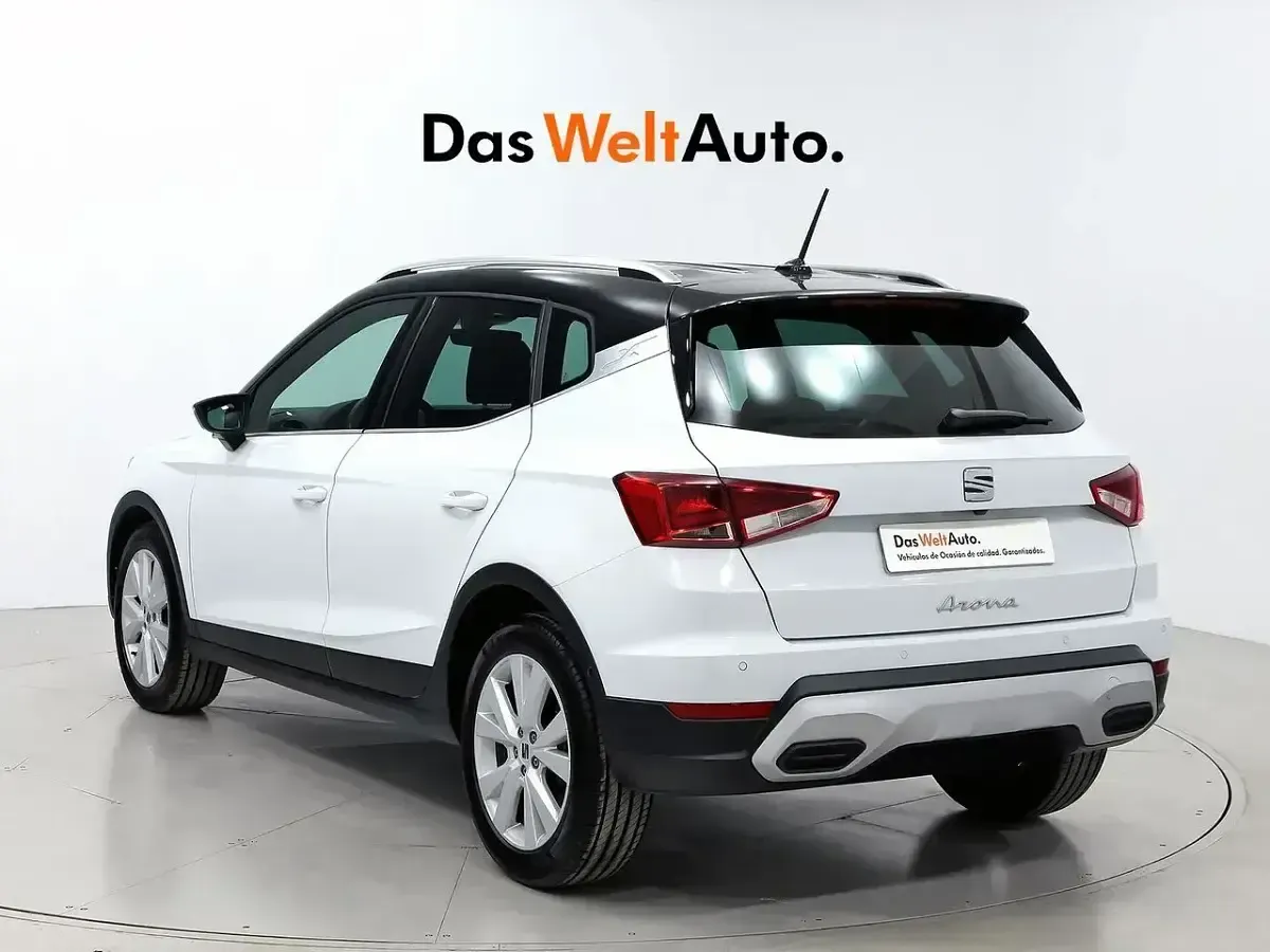 Usado Seat Arona Xperience 115 CV (84 kW) 2025 Blanco SUV